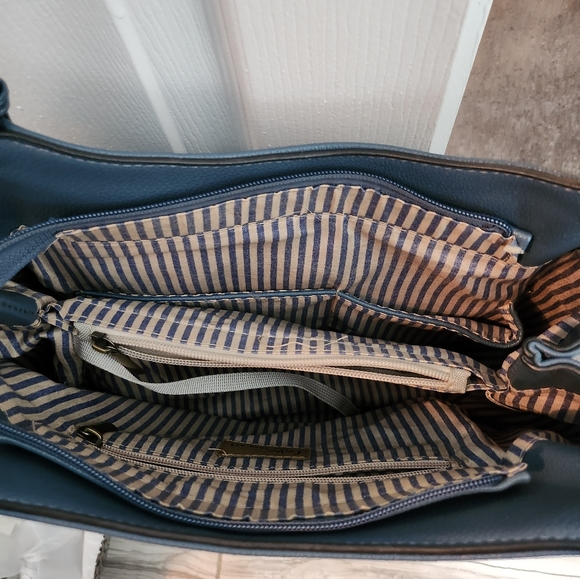 💙UNIQUE TASSELS & STITCHING💙HANDBAG💙LOVE ONE LOVE ALL💙SOUTHWESTERN THEME - Picture 5 of 5